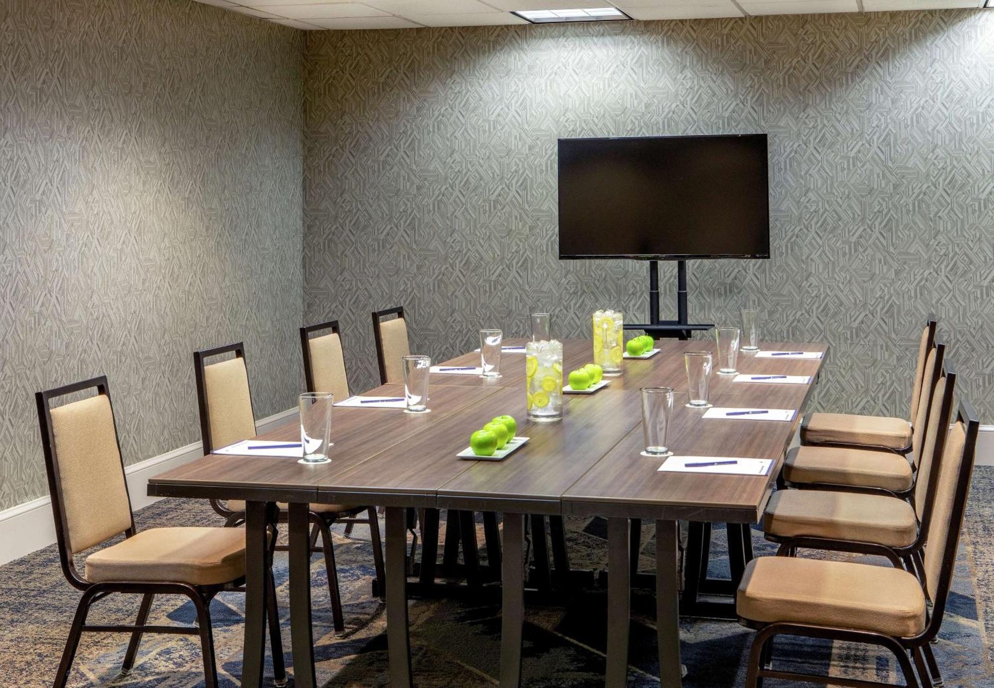Doubletree By Hilton Hotel Nashville Downtown Екстериор снимка